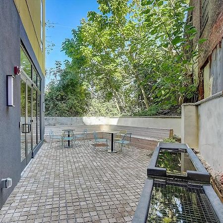 Frontdesk The Glenwood Apts Brewerytown Philadelphia Apartment Exterior foto
