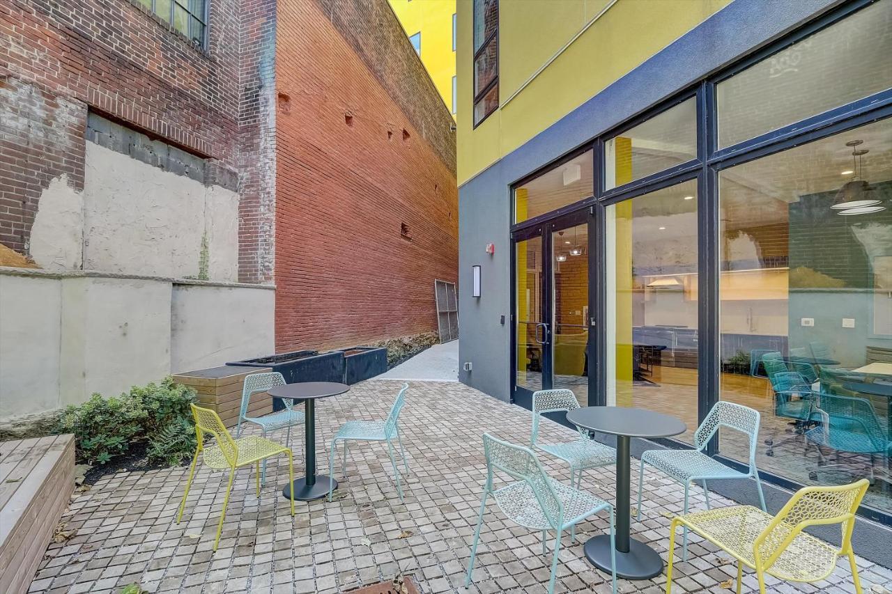 Frontdesk The Glenwood Apts Brewerytown Philadelphia Apartment Exterior foto